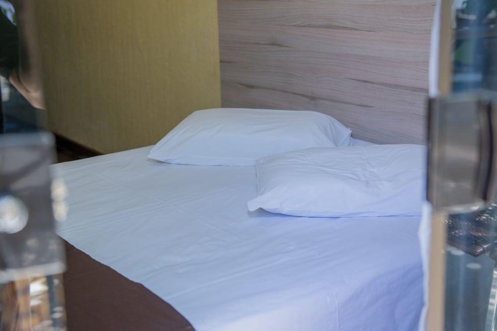Villa Iguacu Palace Hotel فوز دو إيغواسو المظهر الخارجي الصورة